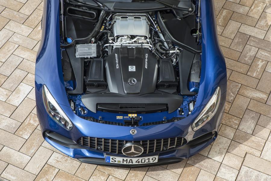 Моторный отсек Mercedes-AMG GT Roadster  (R190) 2017 года  (WW) (фото 16 из 17)